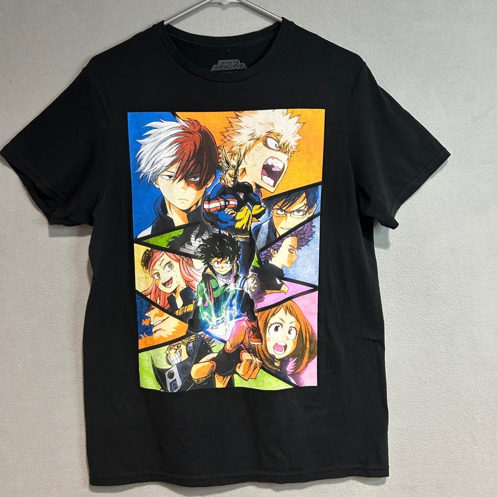 Anime Black Graphic T-Shirt Medium Deku Bakugo Todoroki All Might Ochaco‎ Iida